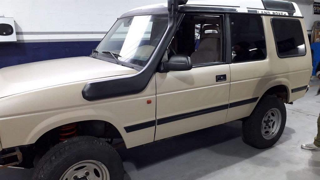Custom Garage Oleggio Off Road Land Rover Discovery 1 Satin